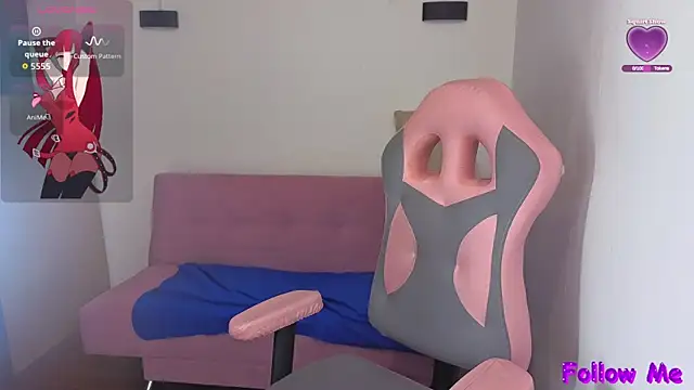 vittorialombardi   online show from January 11, 9:14 am