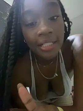 Snapshot of EscorpiLeoncita chatting on February 5, 4:50 am EscorpiLeoncita online show from February 5, 4:50 am