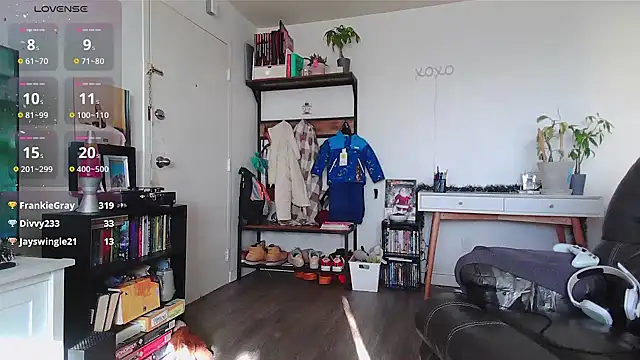 Kittyymaze1 online show from December 13, 4:49 pm