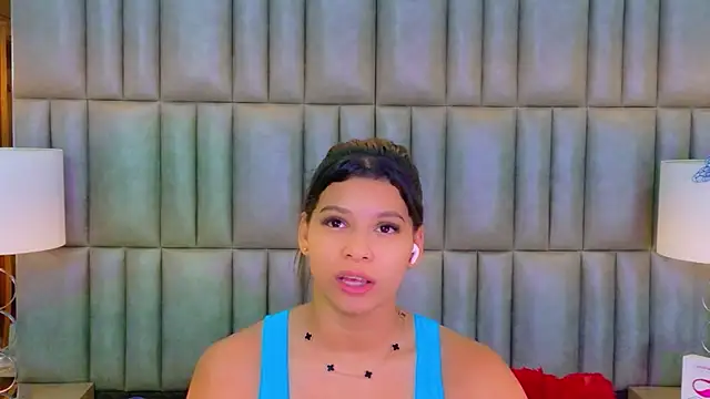 TiaraRosse online show from March 6, 12:01 pm