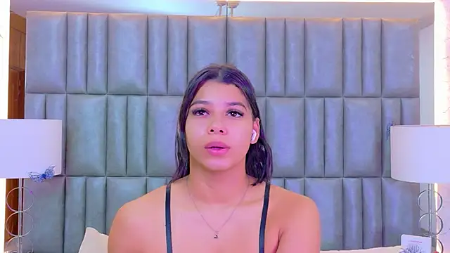 TiaraRosse online show from April 16, 12:39 pm