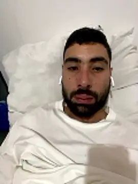 Snapshot of macg96 chatting on December 15, 11:58 am macg96 online show from December 15, 11:58 am