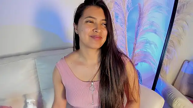 Snapshot of Rebeca_Williams_ chatting on January 15, 3:43 am Rebeca Williams online show from January 15, 3:43 am