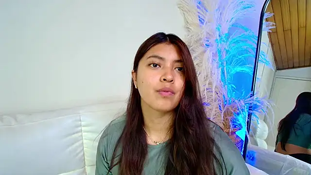 Snapshot of Rebeca_Williams_ chatting on February 18, 8:47 pm Rebeca Williams online show from February 18, 8:47 pm