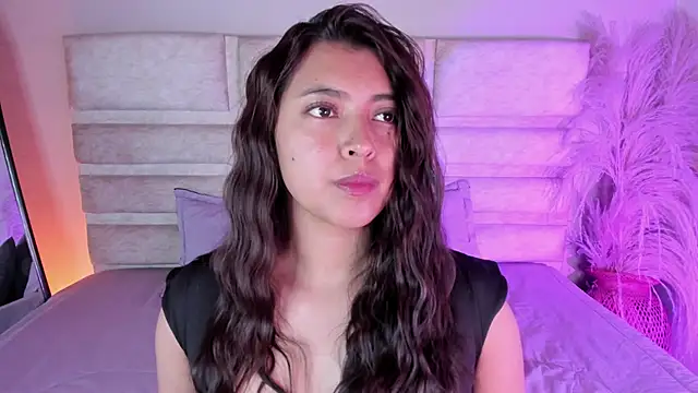 Snapshot of Rebeca_Williams_ chatting on November 8, 12:27 pm Rebeca Williams online show from November 8, 12:27 pm