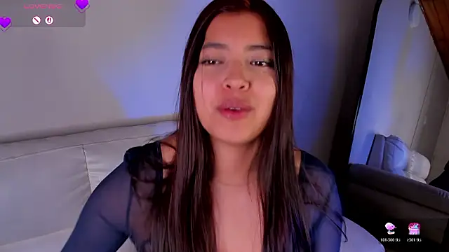 Rebeca Williams  online show from March 26, 11:49 am