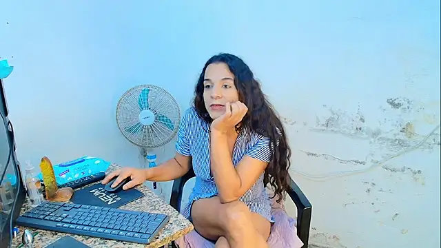 Oh Tique online show from February 26, 12:20 am