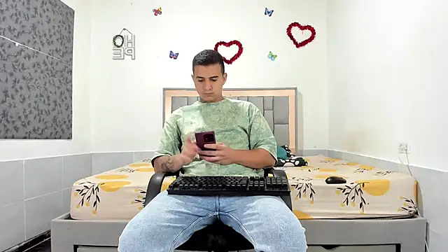 simookeler online show from October 23, 1:16 am