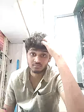 Snapshot of heartless__95 chatting on February 3, 12:25 pm heartless 95 online show from February 3, 12:25 pm