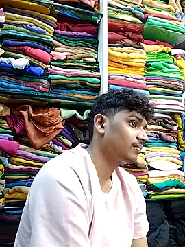 Snapshot of heartless__95 chatting on February 16, 2:21 pm heartless 95 online show from February 16, 2:21 pm