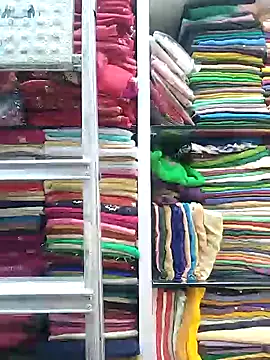 Snapshot of heartless__95 chatting on February 27, 6:18 am heartless 95 online show from February 27, 6:18 am