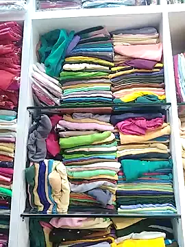 Snapshot of heartless__95 chatting on March 4, 6:26 am heartless 95 online show from March 4, 6:26 am