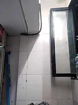 Snapshot of heartless__95 chatting on March 4, 4:09 pm heartless 95 online show from March 4, 4:09 pm