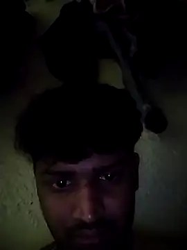 Snapshot of heartless__95 chatting on March 6, 6:26 pm heartless 95 online show from March 6, 6:26 pm