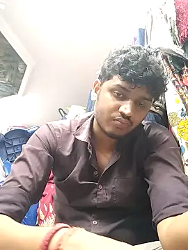 Snapshot of heartless__95 chatting on October 6, 9:51 am heartless 95 online show from October 6, 9:51 am