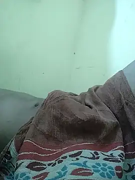 Snapshot of heartless__95 chatting on October 7, 2:42 am heartless 95 online show from October 7, 2:42 am