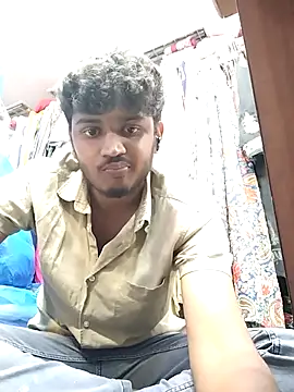 Snapshot of heartless__95 chatting on October 9, 8:45 am heartless 95 online show from October 9, 8:45 am