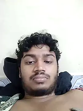 Snapshot of heartless__95 chatting on October 25, 12:51 am heartless 95 online show from October 25, 12:51 am