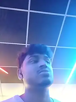 Snapshot of heartless__95 chatting on November 16, 1:55 am heartless 95 online show from November 16, 1:55 am