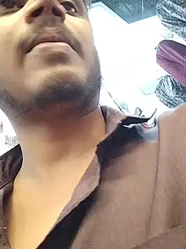 Snapshot of heartless__95 chatting on December 18, 11:27 am heartless 95 online show from December 18, 11:27 am