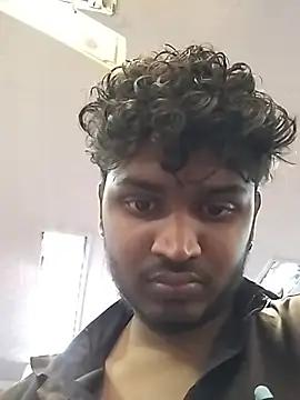 Snapshot of heartless__95 chatting on March 2, 2:46 pm heartless 95 online show from March 2, 2:46 pm