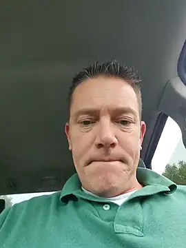 Bigtater1999 online show from October 21, 9:37 pm