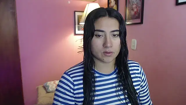 Snapshot of bunnyemilyrose36 chatting on January 13, 7:52 pm bunnyemilyrose36 online show from January 13, 7:52 pm