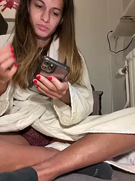 Snapshot of Gaby_pinheirO chatting on January 11, 6:54 pm Gaby pinheirO online show from January 11, 6:54 pm