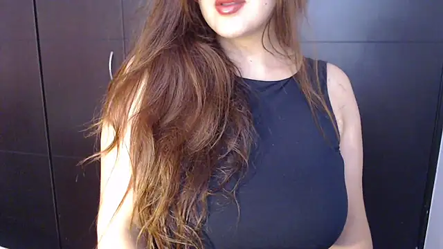 Snapshot of AdharaLujan chatting on January 29, 2:21 pm AdharaLujan online show from January 29, 2:21 pm