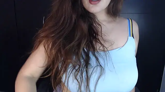 Snapshot of AdharaLujan chatting on February 4, 3:36 pm AdharaLujan online show from February 4, 3:36 pm