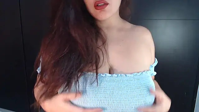 Snapshot of AdharaLujan chatting on March 13, 9:59 pm AdharaLujan online show from March 13, 9:59 pm