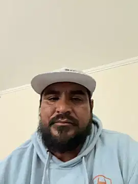 Snapshot of lobito6989 chatting on May 2, 4:01 pm lobito6989 online show from May 2, 4:01 pm