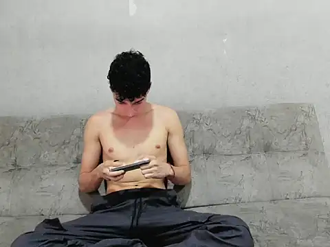 Snapshot of anjel_cute18 chatting on September 29, 2:00 pm anjel cute18 online show from September 29, 2:00 pm