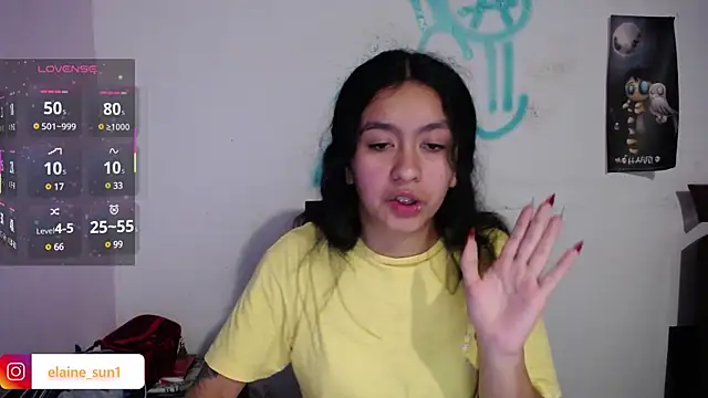 Snapshot of elaine_sun chatting on March 7, 5:18 am elaine sun online show from March 7, 5:18 am