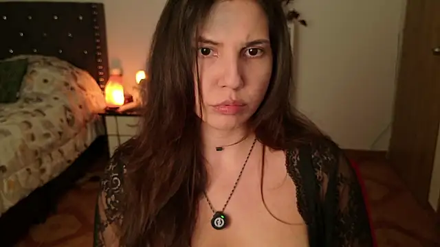Snapshot of Sigrid- chatting on March 10, 1:21 am Sigrid- online show from March 10, 1:21 am