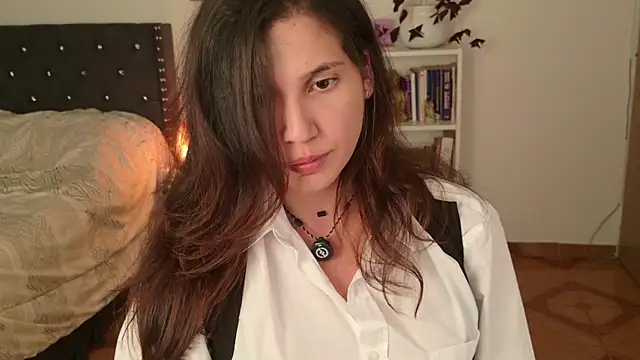 Snapshot of Sigrid- chatting on March 14, 1:34 am Sigrid- online show from March 14, 1:34 am