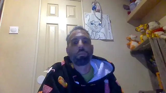 Snapshot of arrow13680 chatting on March 4, 10:49 pm arrow13680 online show from March 4, 10:49 pm