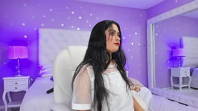 scarlette 15  online show from January 8, 9:42 am