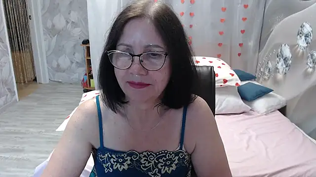 OlgaHottie online show from May 15, 11:01 pm