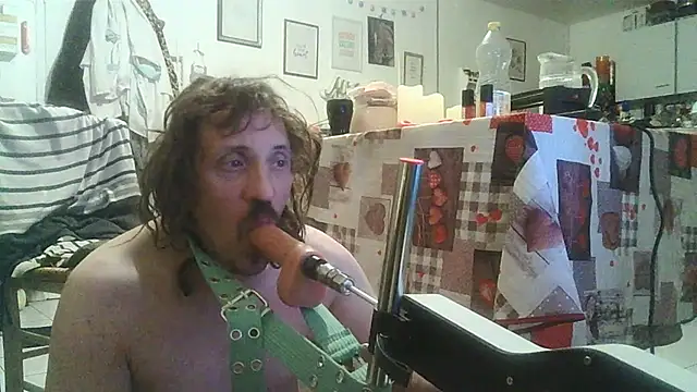 cyril020202 online show from November 1, 11:07 pm