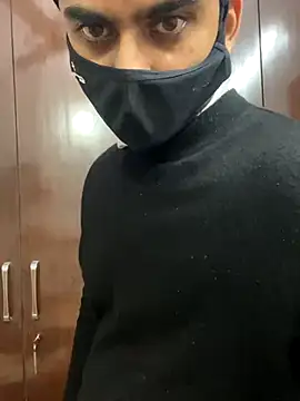 Snapshot of John_desihunk chatting on December 4, 6:06 pm John desihunk online show from December 4, 6:06 pm