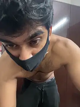 Snapshot of John_desihunk chatting on December 14, 4:20 pm John desihunk online show from December 14, 4:20 pm