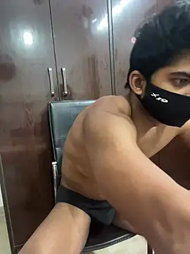 Snapshot of John_desihunk chatting on December 29, 3:03 pm John desihunk online show from December 29, 3:03 pm