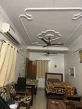 Snapshot of John_desihunk chatting on March 4, 10:02 am John desihunk online show from March 4, 10:02 am