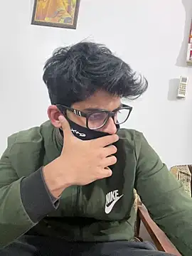 Snapshot of John_desihunk chatting on March 5, 6:23 pm John desihunk online show from March 5, 6:23 pm