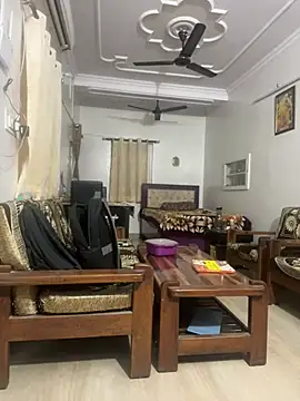 Snapshot of John_desihunk chatting on March 6, 9:25 am John desihunk online show from March 6, 9:25 am