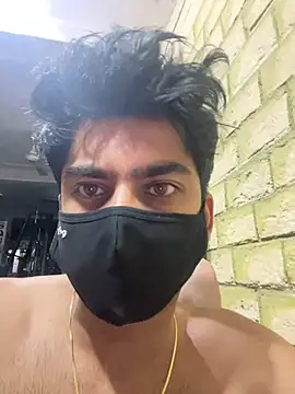 Snapshot of John_desihunk chatting on March 10, 7:40 pm John desihunk online show from March 10, 7:40 pm