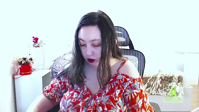 cute and hot online show from March 5, 9:38 am