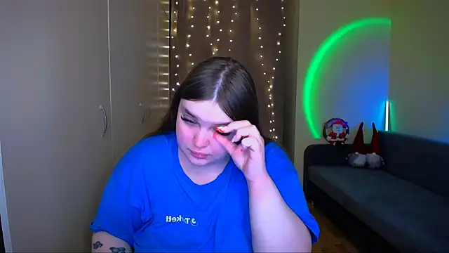 Emaaa ua online show from December 22, 8:00 am