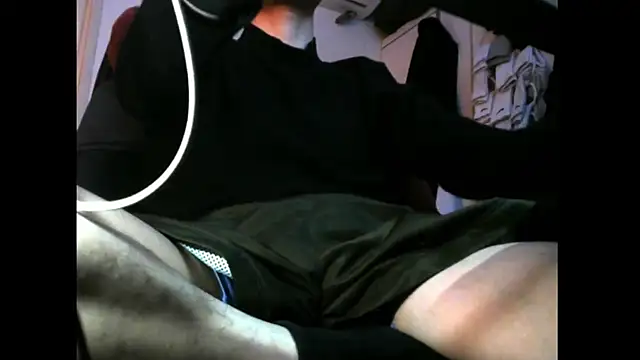 Ray175oo online show from November 28, 6:21 pm